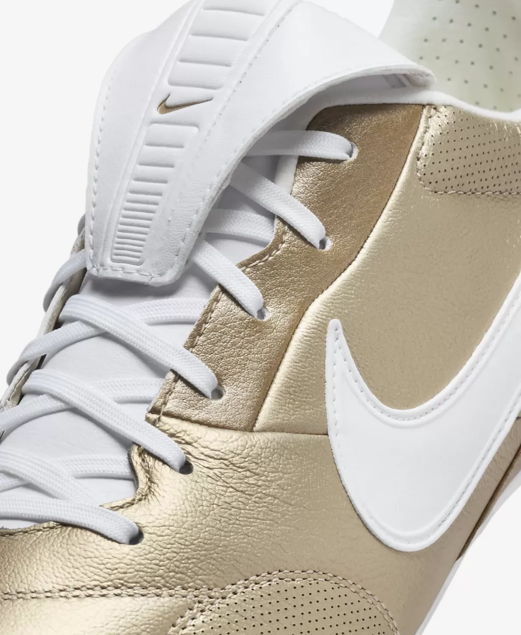 Бутсы профессиональные Nike Premier 3 FG