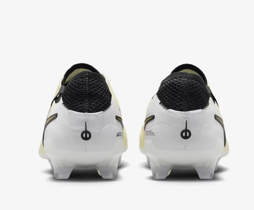 Бутсы профессиональные Nike Tiempo Legend 10 Elite FG