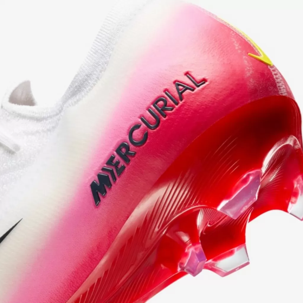 Бутсы профессиональные Nike Mercurial Vapor 16 Elite FG