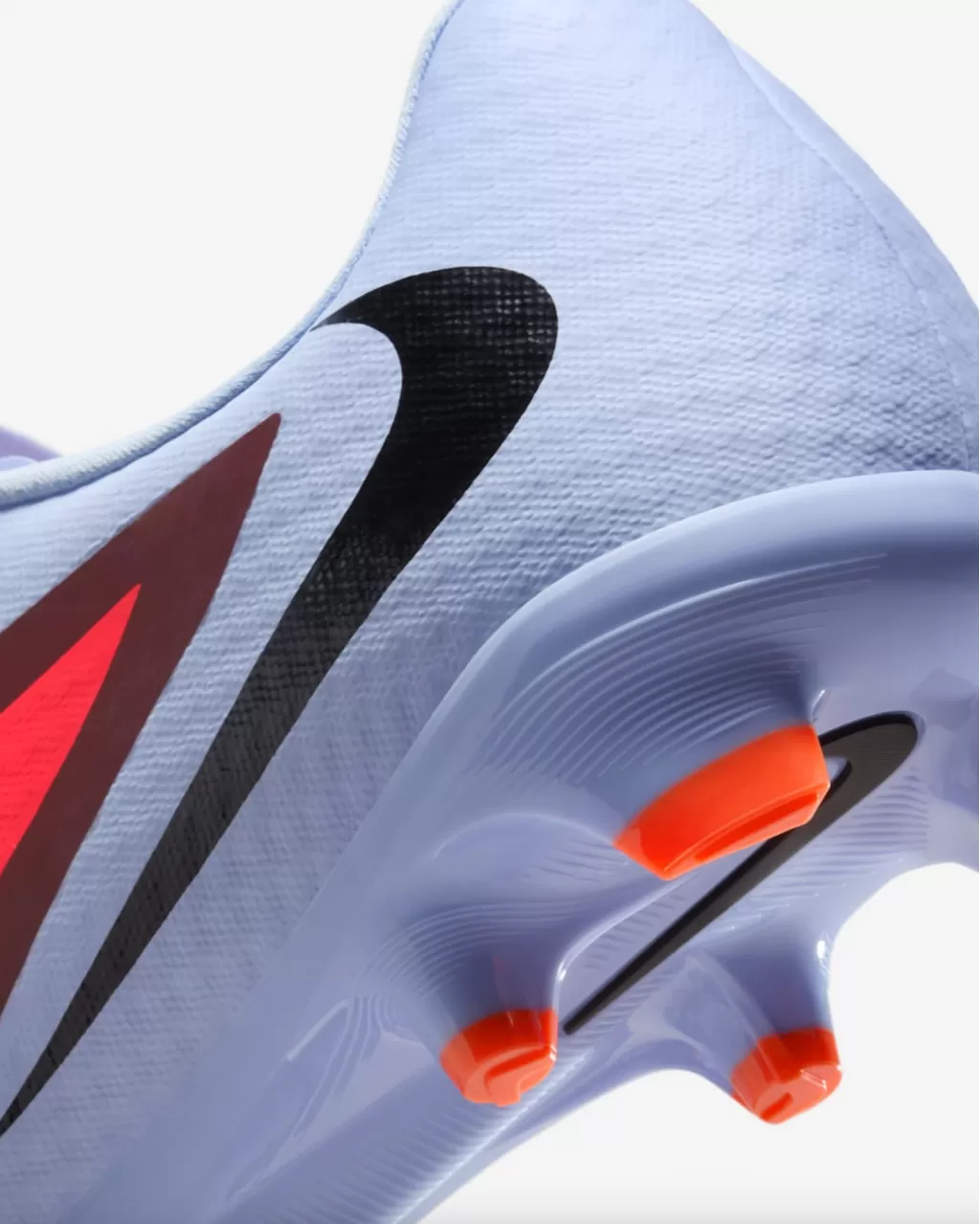Бутсы Nike Phantom 6 Low Academy FG
