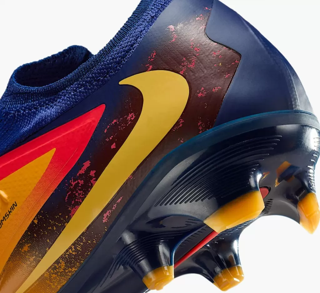 Бутсы полупрофессиональные Nike Phantom 6 Low EH Pro FG