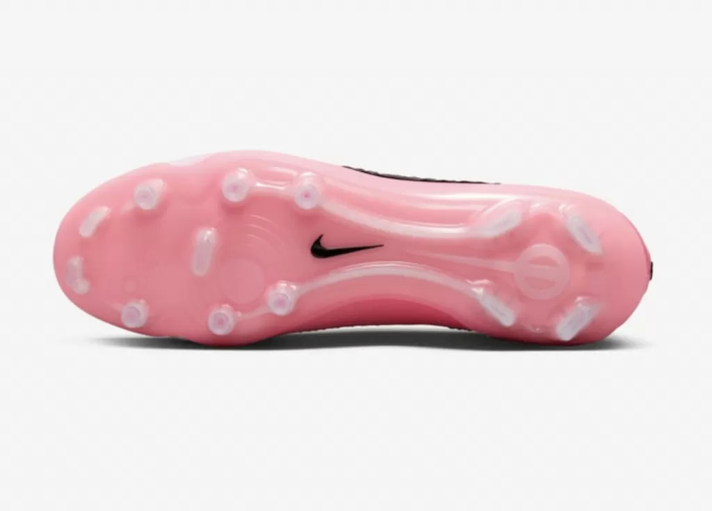 Бутсы профессиональные Nike Tiempo Legend 10 Elite FG