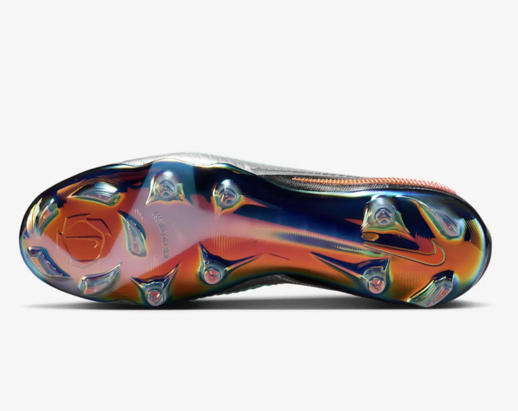 Бутсы профессиональные Nike Phantom 6 Low Elite FG