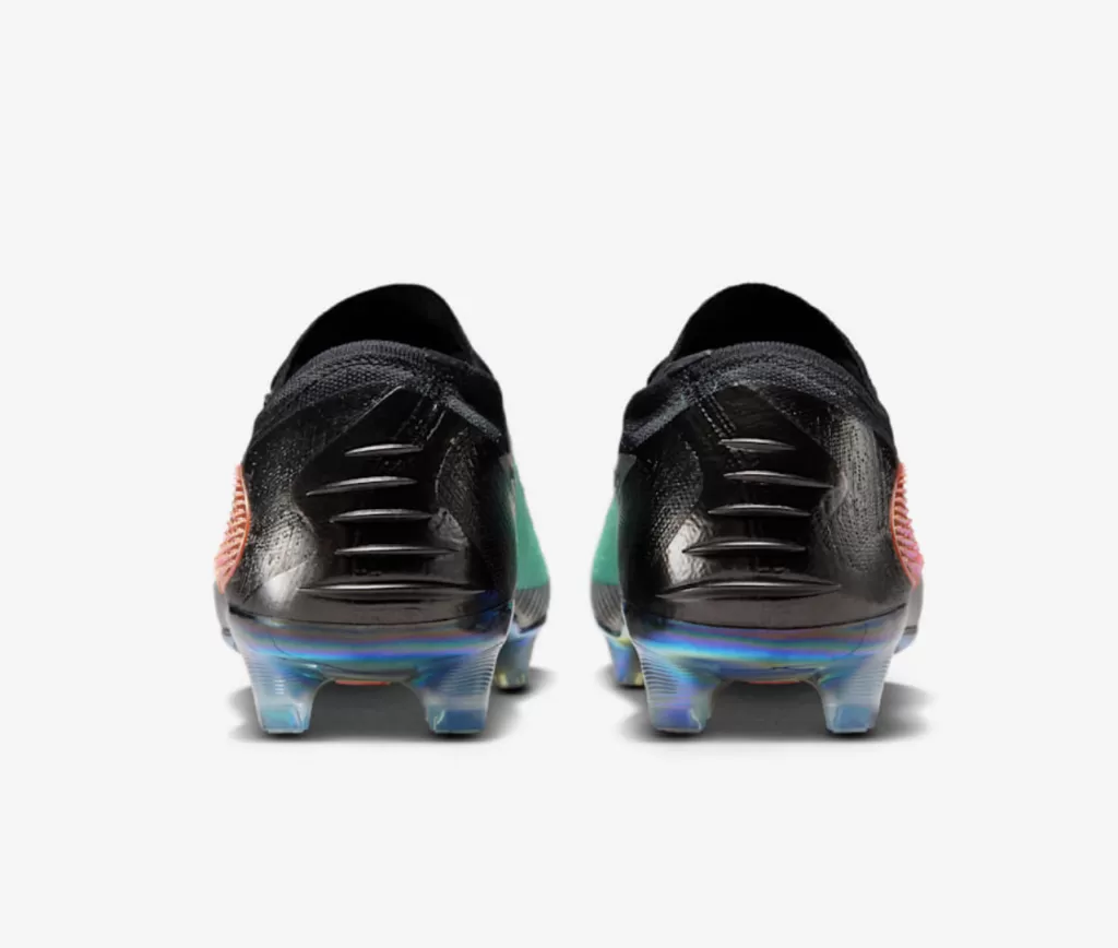 Бутсы профессиональные Nike Phantom 6 Low Elite FG
