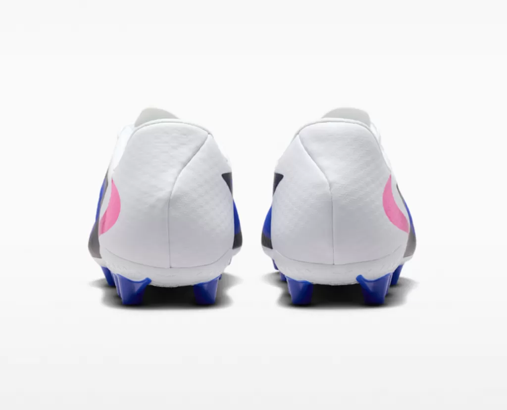 Бутсы Nike Phantom 6 Low Academy AG