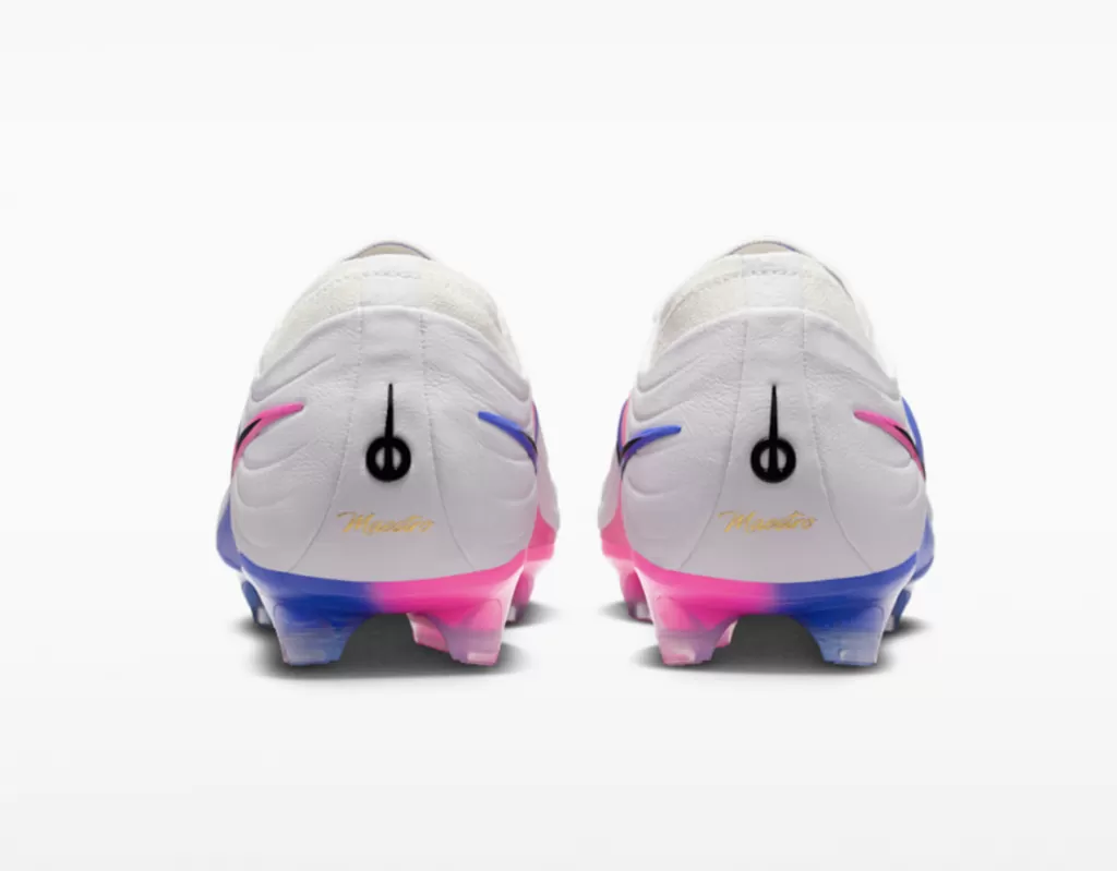 Бутсы профессиональные Nike Tiempo Maestro Elite FG