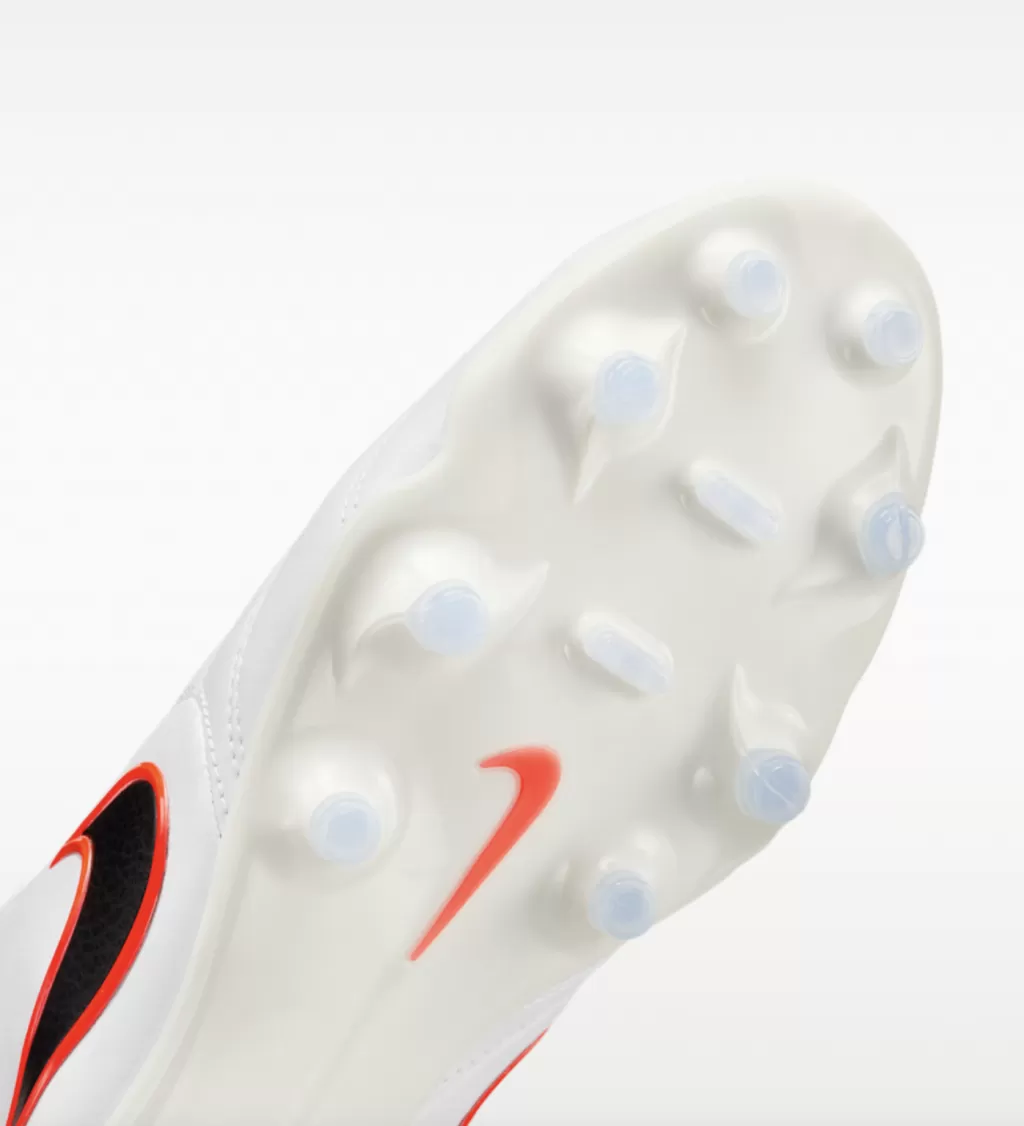 Бутсы полупрофессиональные Nike Tiempo Ligera Pro FG