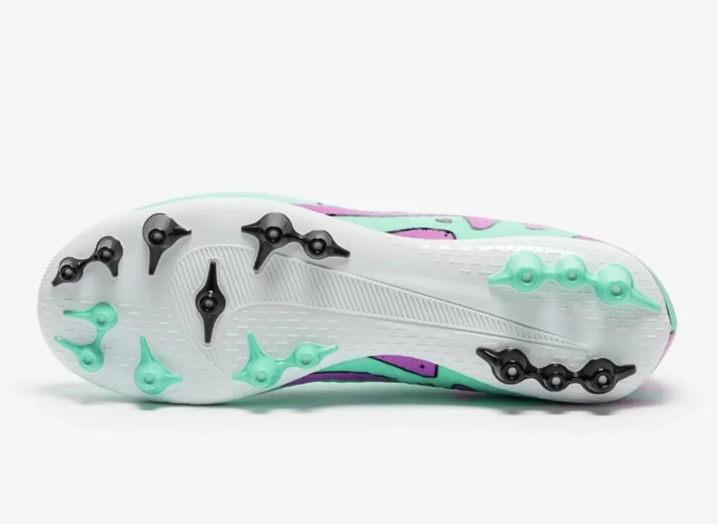 Бутсы Nike Mercurial Vapor 15 Academy AG