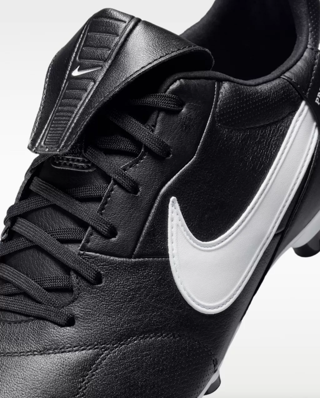 Бутсы профессиональные Nike Premier 3 FG
