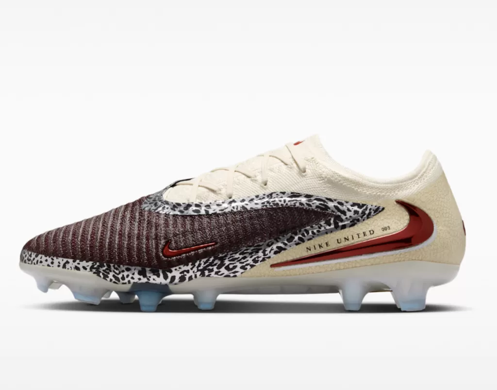Бутсы профессиональные Nike Phantom 6 Low NU3 Elite FG