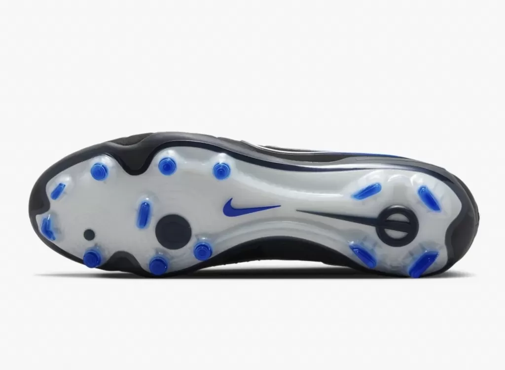 Бутсы профессиональные Nike Tiempo Legend 10 Elite FG