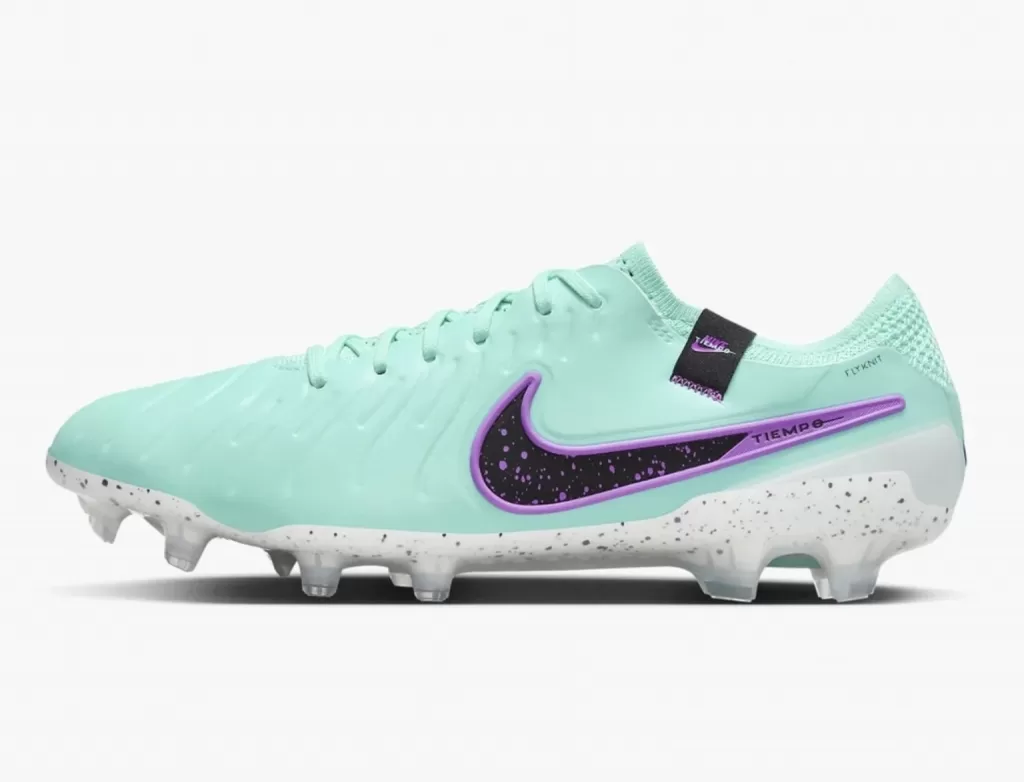 Бутсы профессиональные Nike Tiempo Legend 10 Elite FG