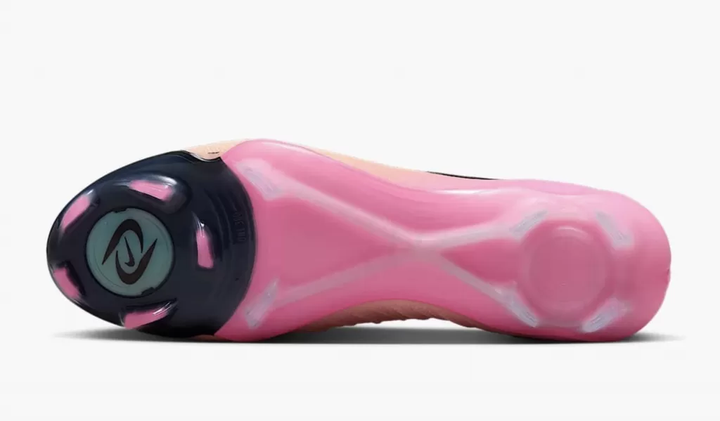 Бутсы профессиональные Nike Phantom GX II Elite FG