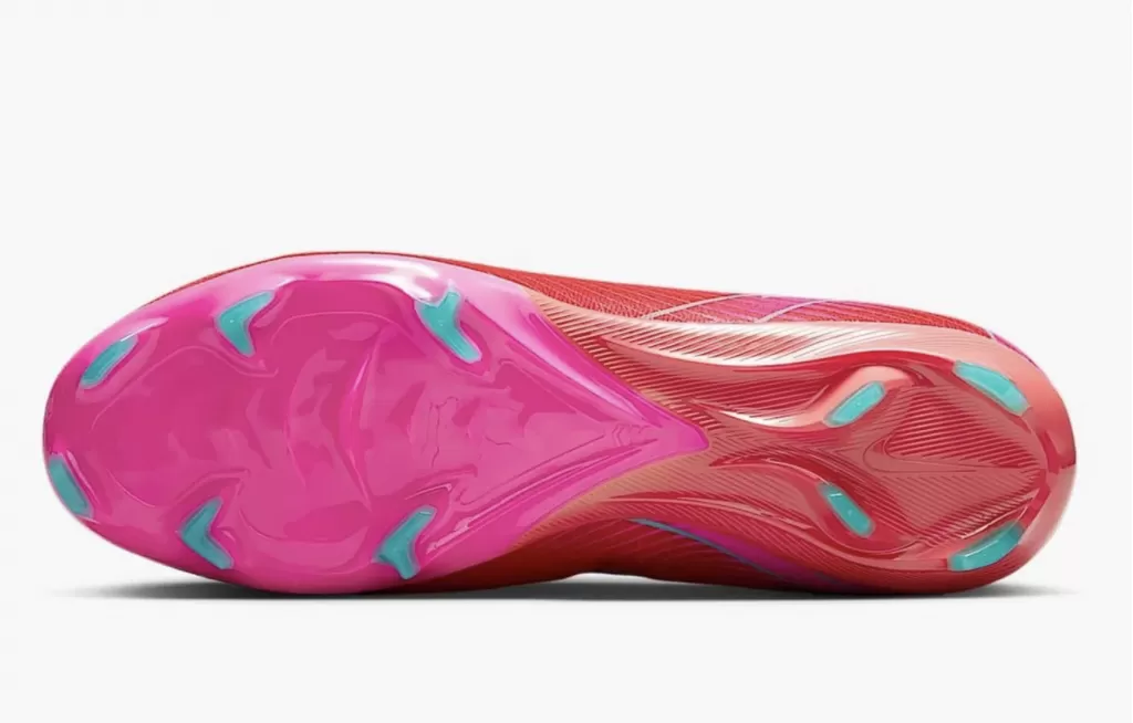 Бутсы полупрофессиональные Nike Mercurial Vapor 16 Pro FG-Pro