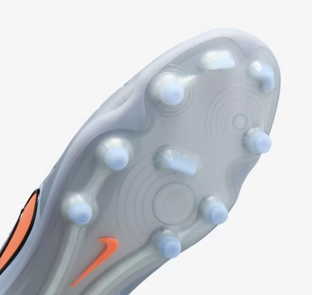 Бутсы профессиональные Nike Tiempo Legend 10 Elite FG