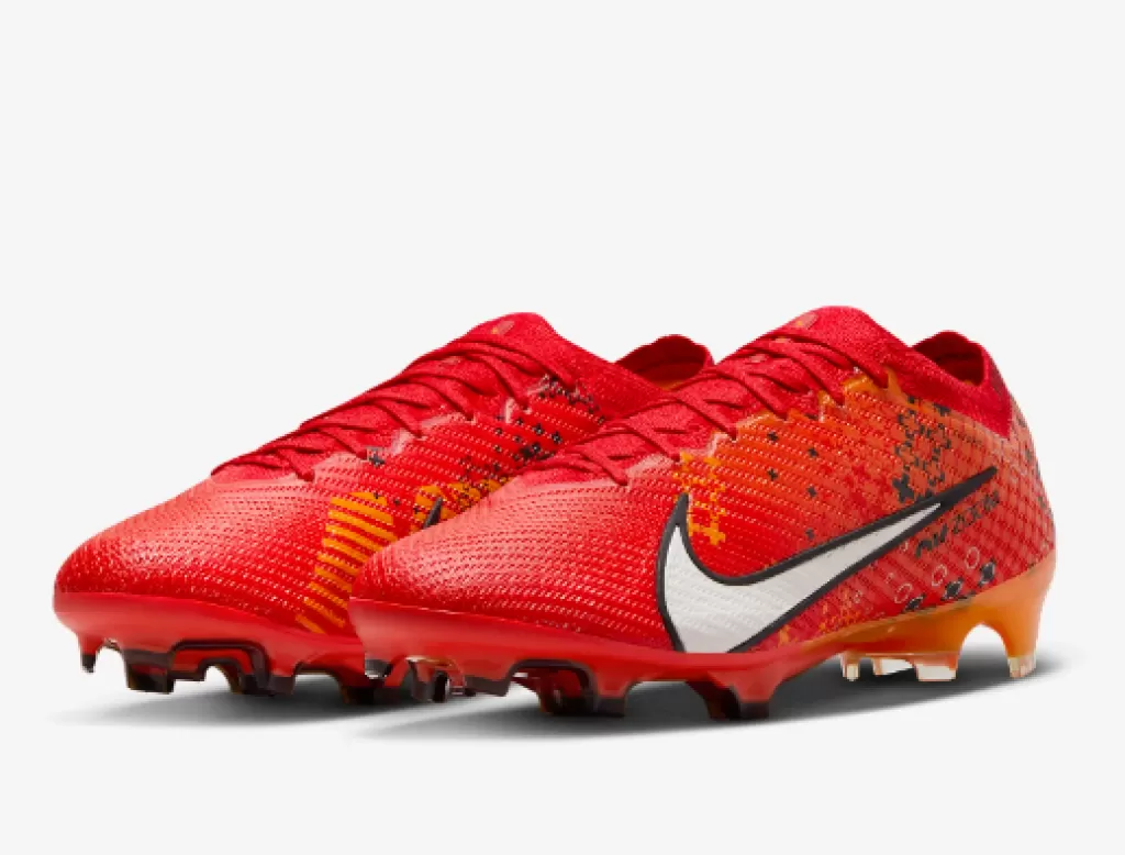 Бутсы профессиональные Nike Mercurial Vapor 15 Elite DS FG