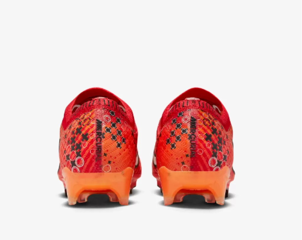 Бутсы профессиональные Nike Mercurial Vapor 15 Elite DS FG