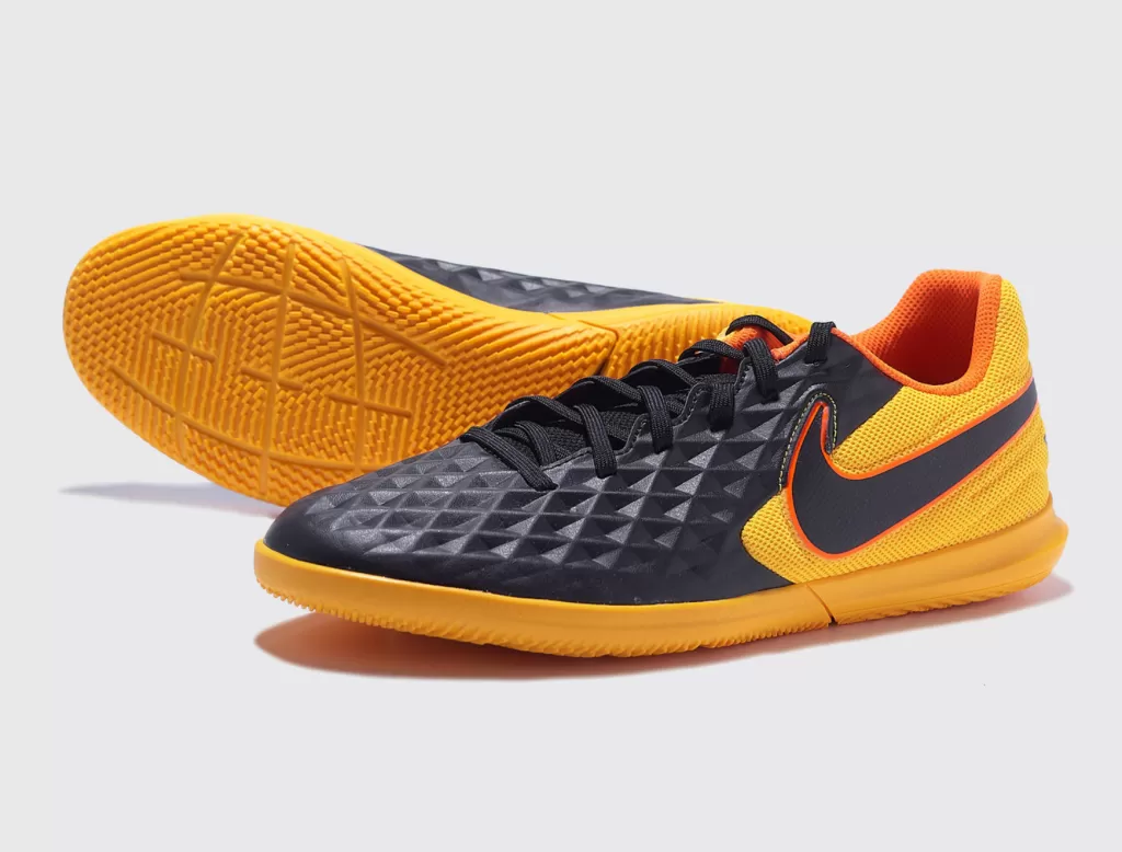 Футзалки Nike Tiempo Legend 8 Club Indoor