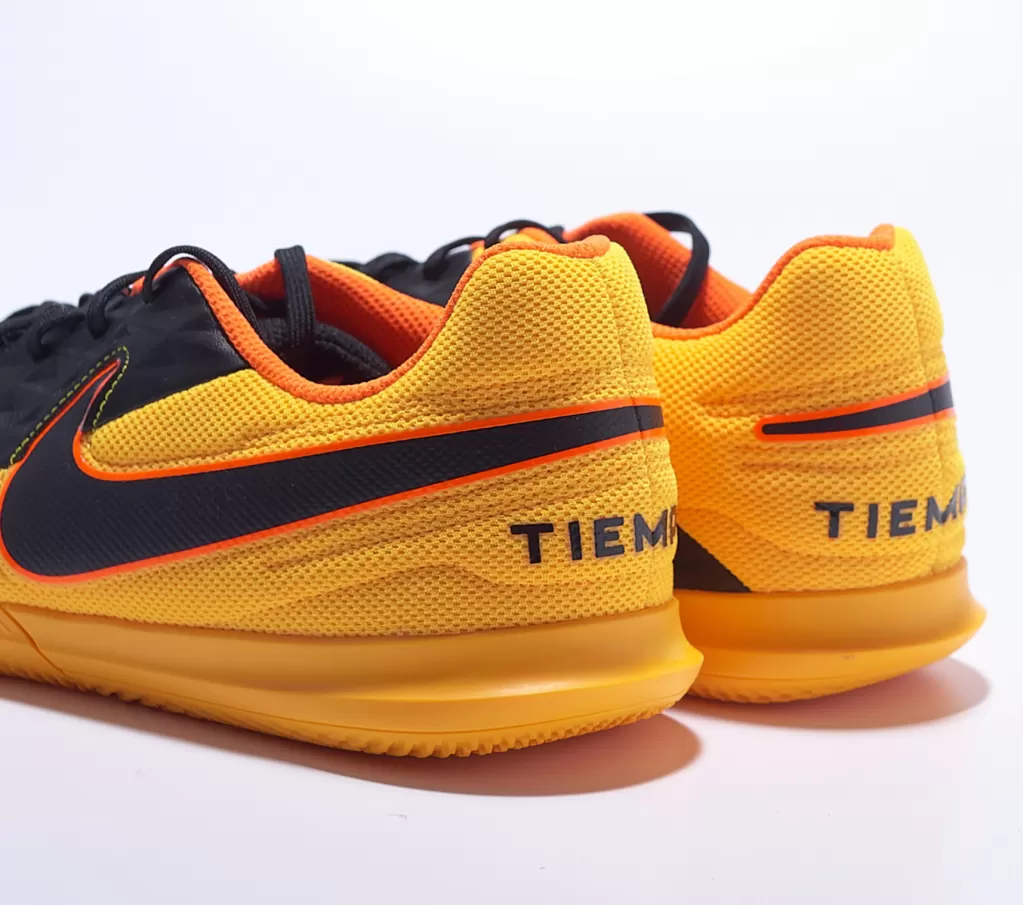 Футзалки Nike Tiempo Legend 8 Club Indoor