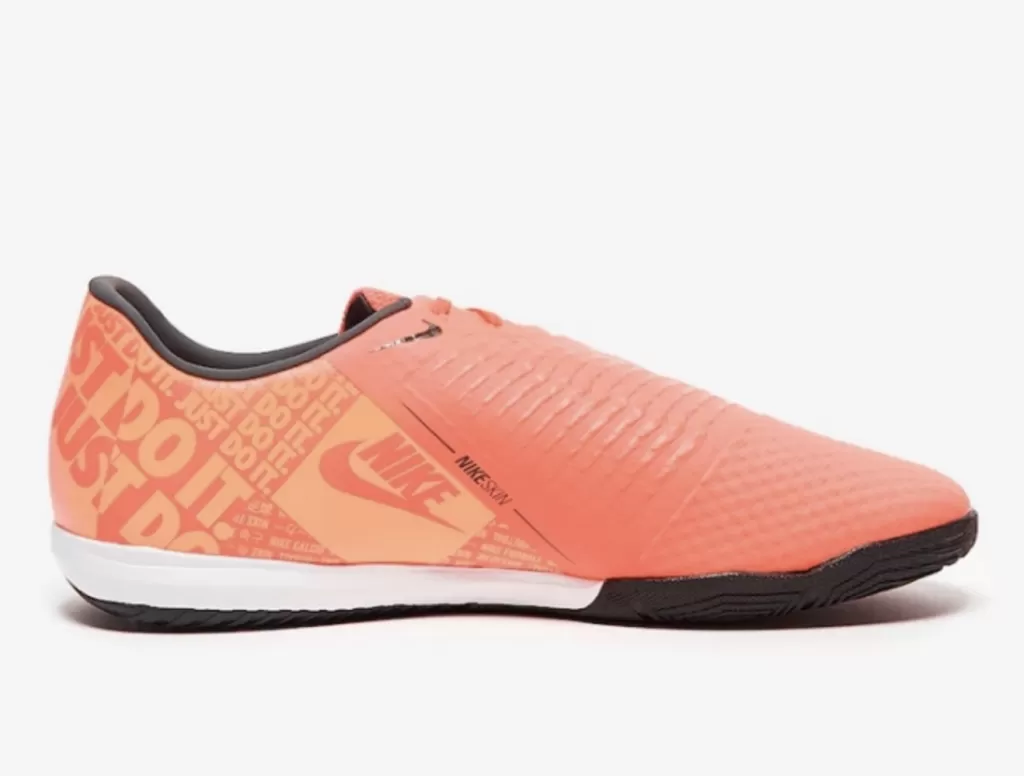 Футзалки Nike Phantom VNM Academy Indoor