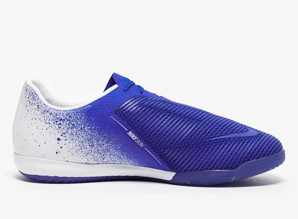 Футзалки профессиональные Nike Phantom VNM Pro Indoor