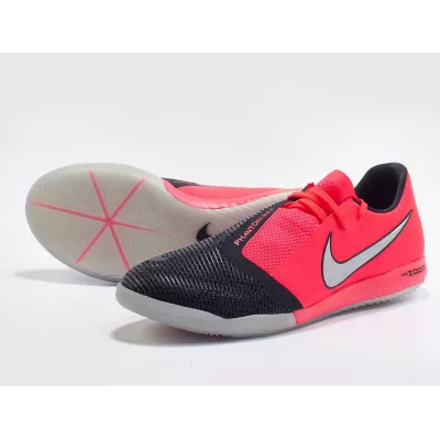Футзалки профессиональные Nike Phantom VNM Pro Indoor