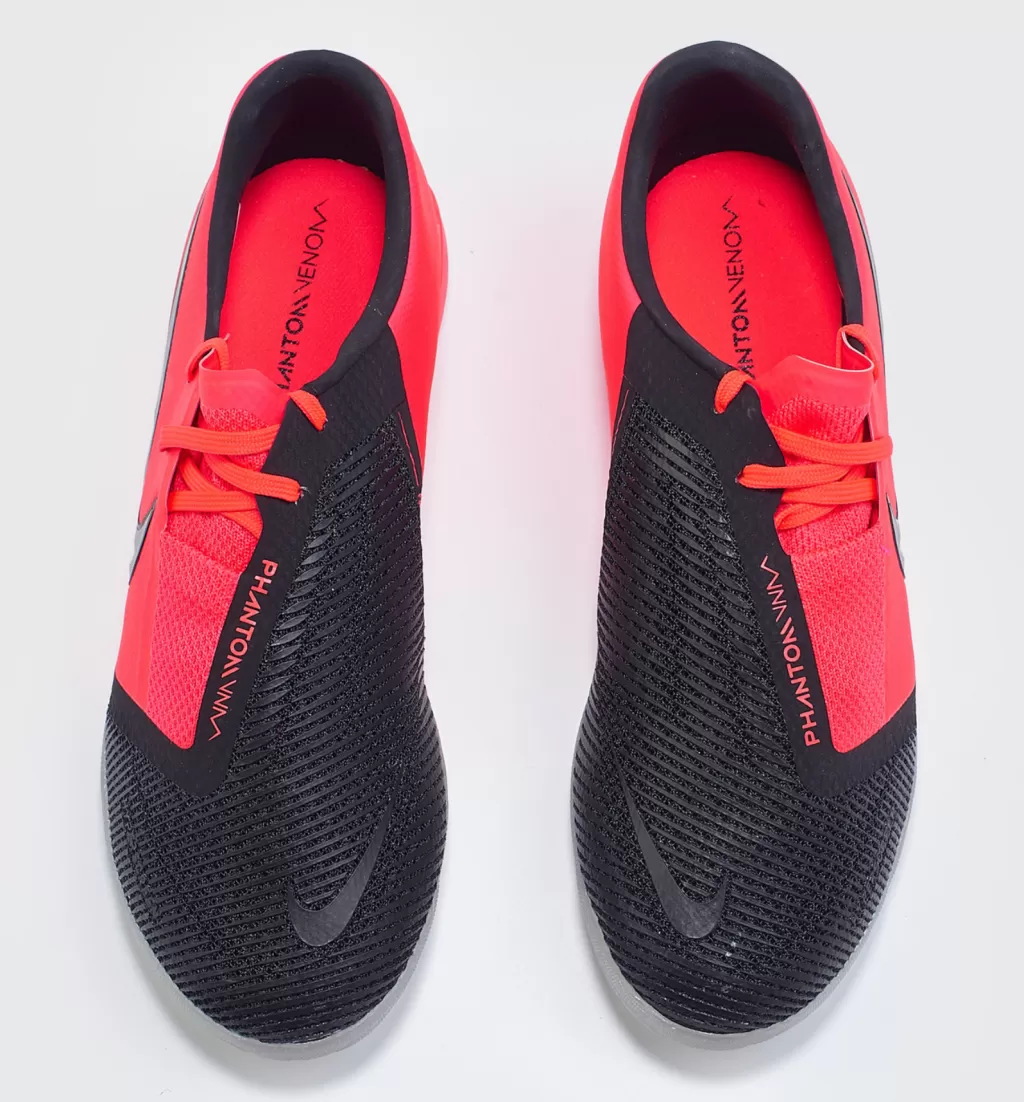 Футзалки профессиональные Nike Phantom VNM Pro Indoor