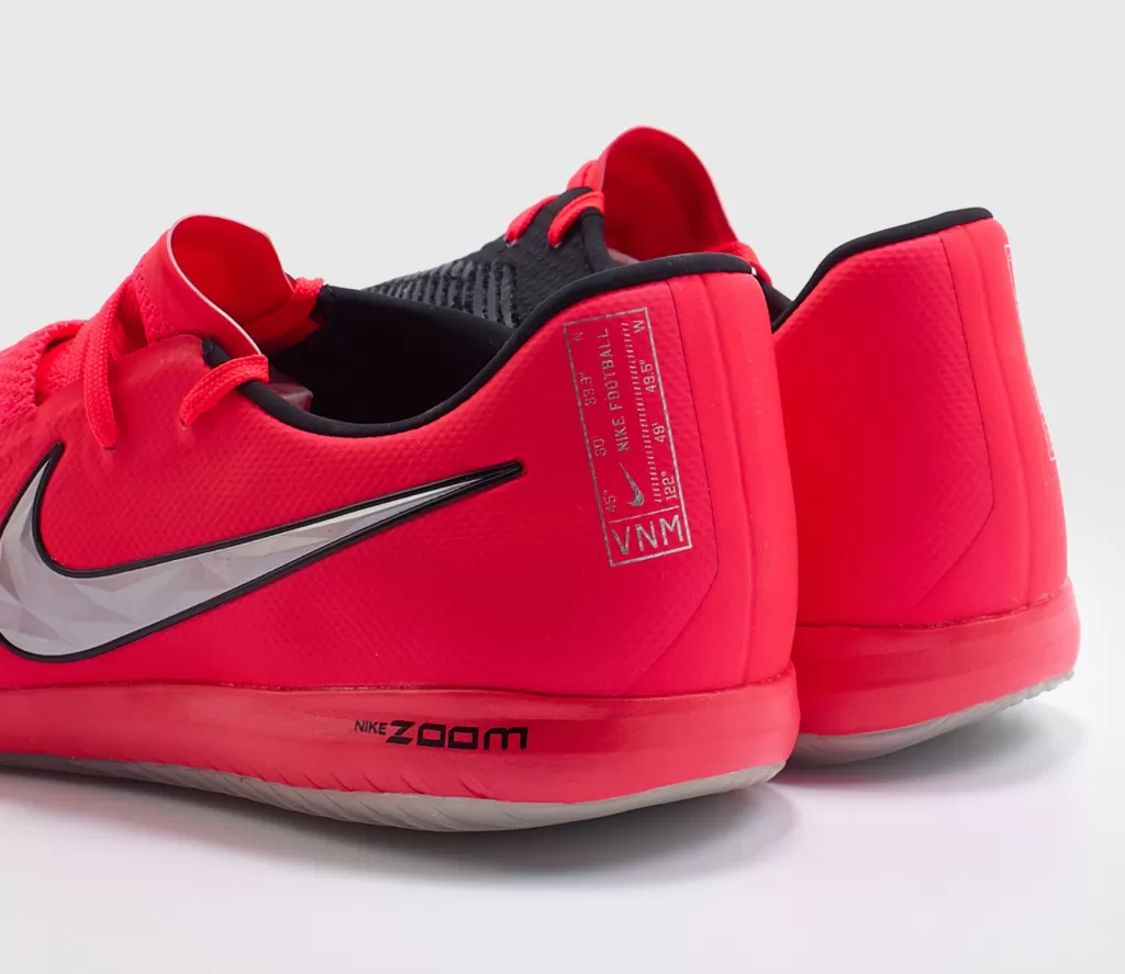 Футзалки профессиональные Nike Phantom VNM Pro Indoor