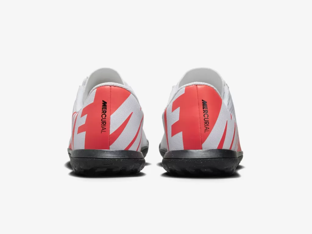 Шиповки детские Nike Mercurial Vapor 15 Club JR TF