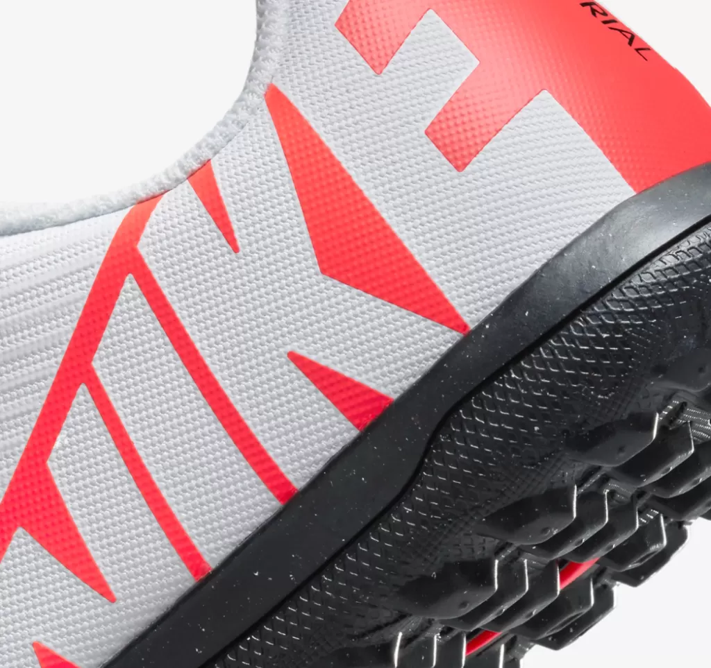 Шиповки детские Nike Mercurial Vapor 15 Club JR TF