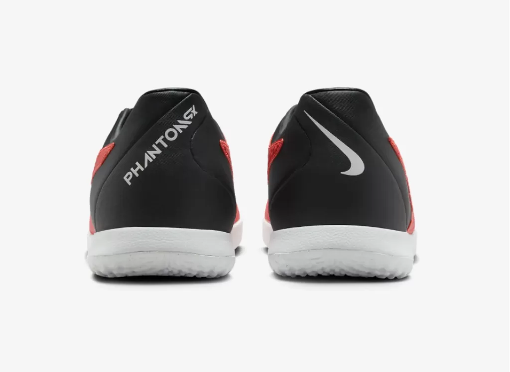 Футзалки Nike Phantom GX Academy IN