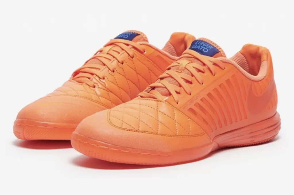 Футзалки профессиональные Nike Lunargato II Indoor
