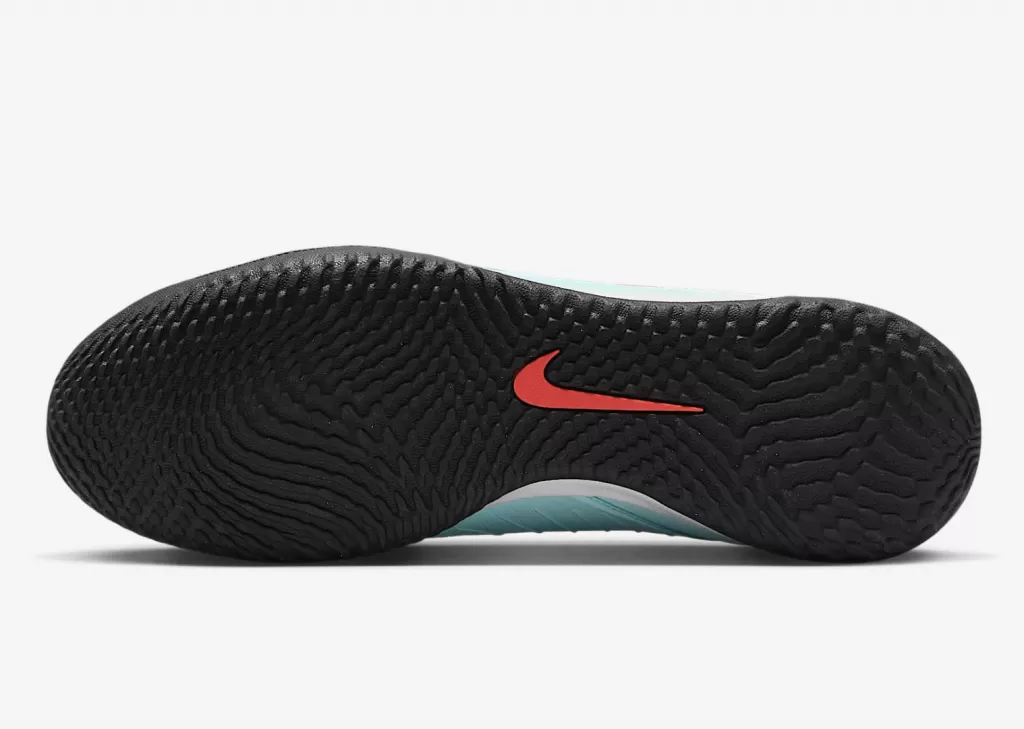 Футзалки Nike Phantom GX II Academy Indoor