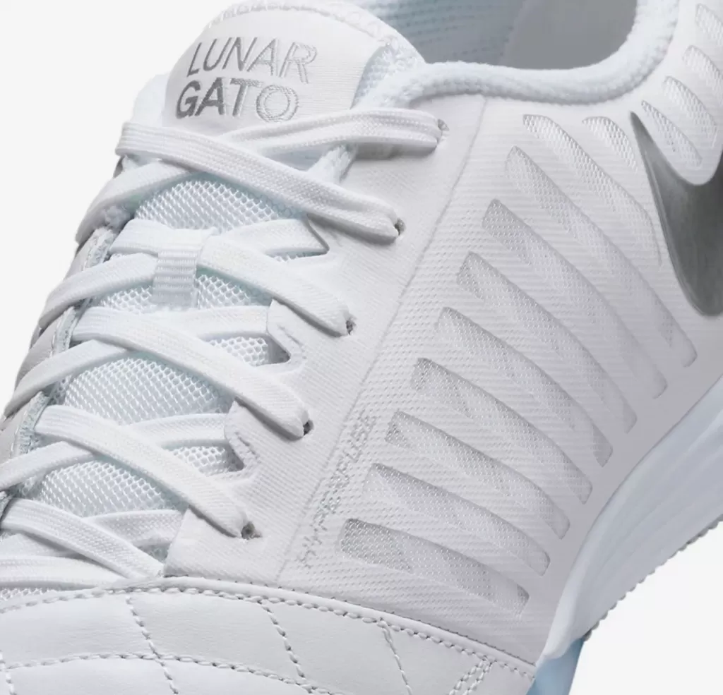Футзалки профессиональные Nike Lunargato II Indoor