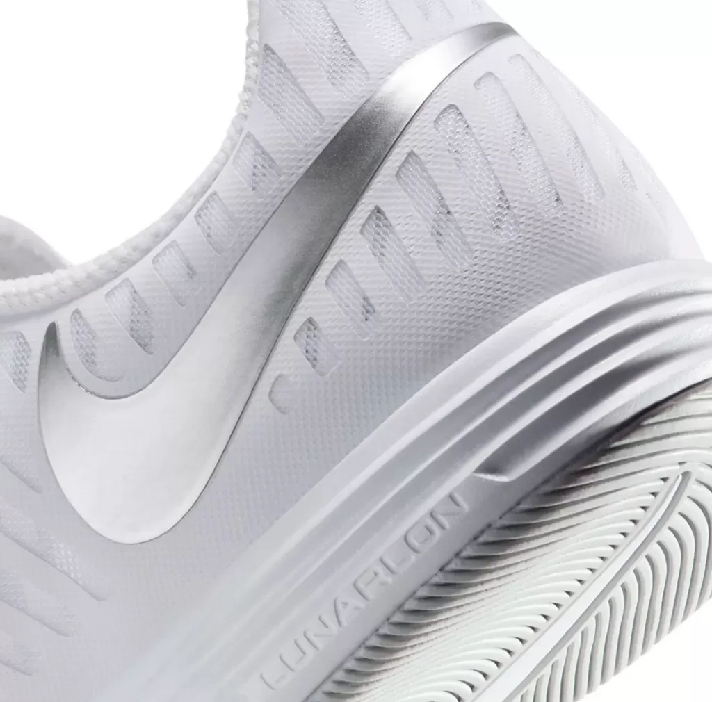 Футзалки профессиональные Nike Lunargato II Indoor