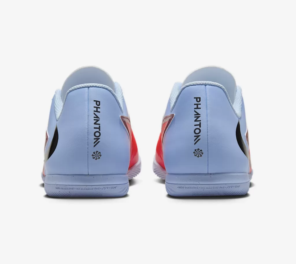 Футзалки Nike Phantom 6 Low Club IN
