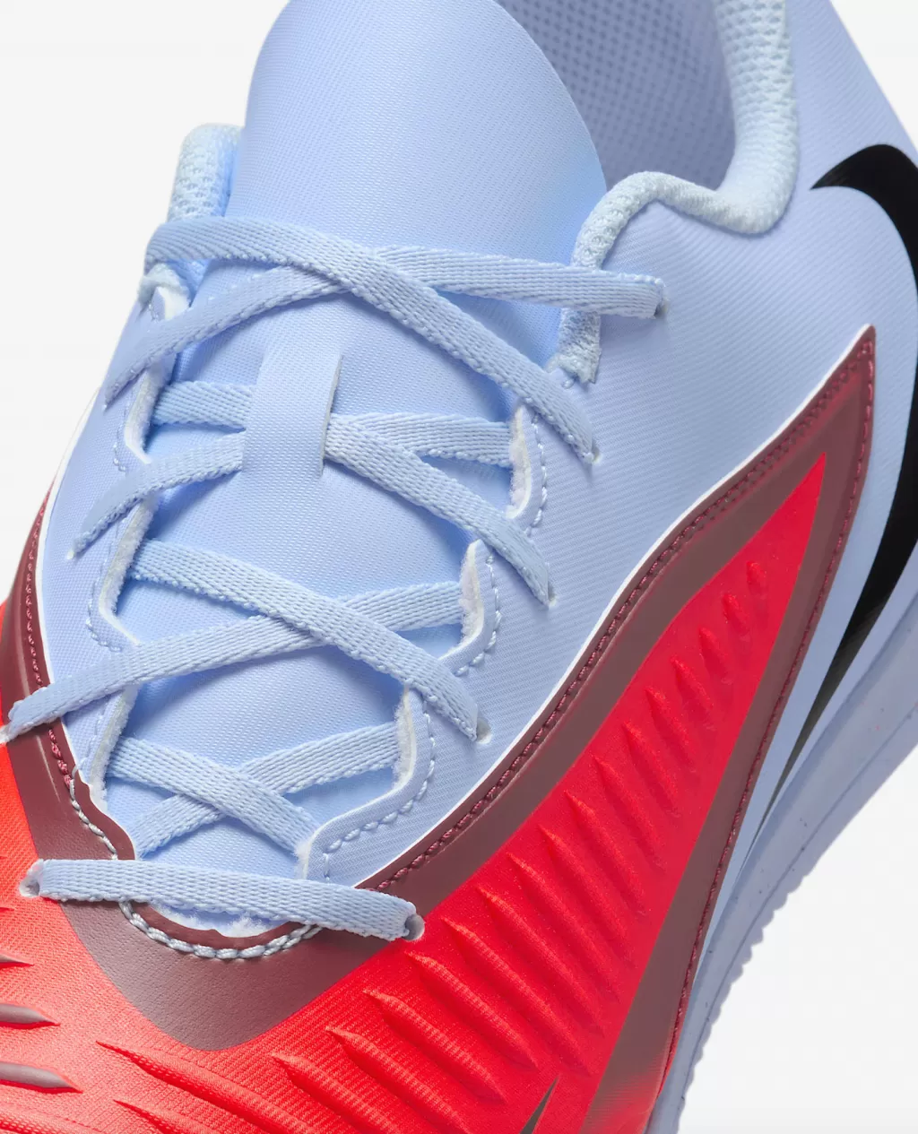 Футзалки Nike Phantom 6 Low Club IN