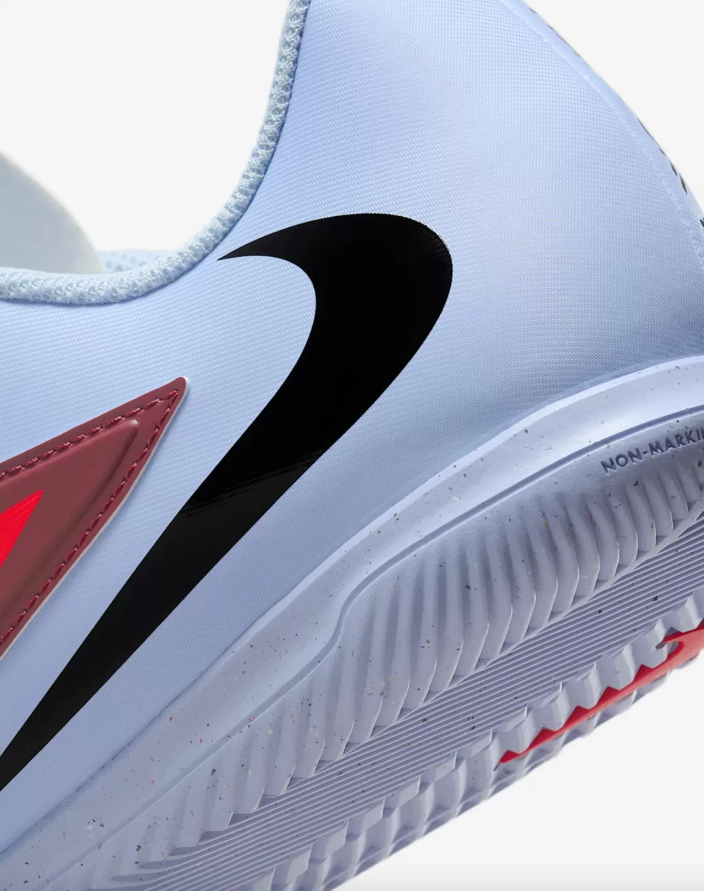 Футзалки Nike Phantom 6 Low Club IN