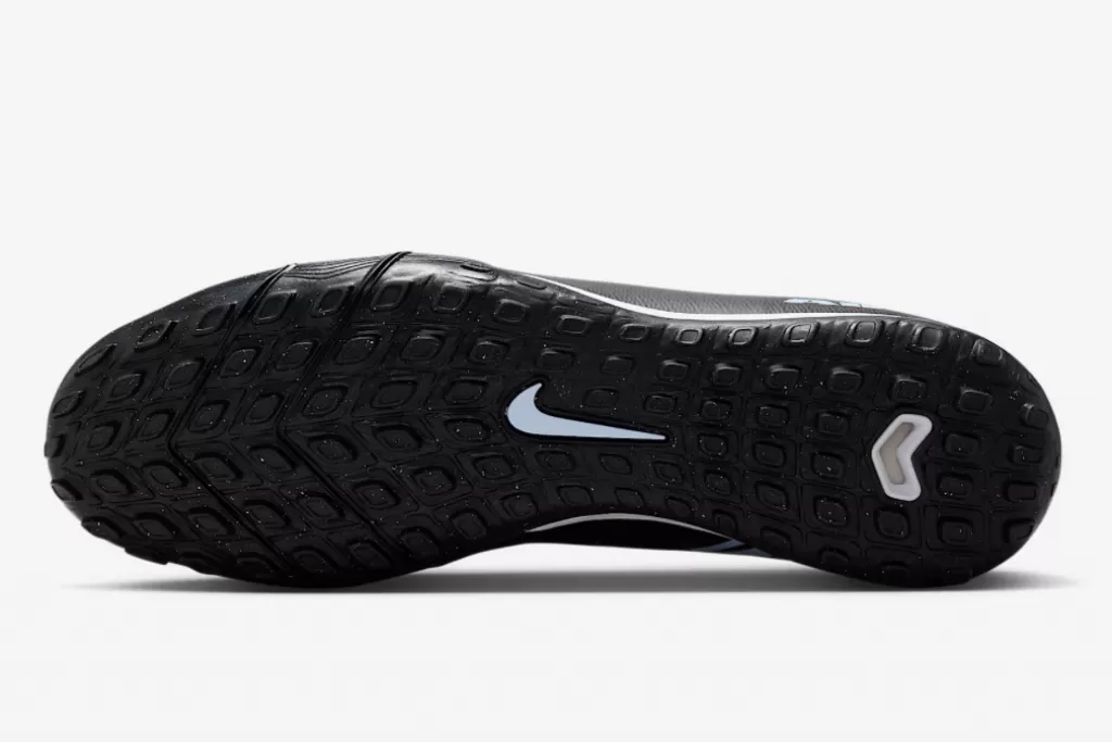 Шиповки профессиональные Nike Mercurial Vapor 16 Pro TF