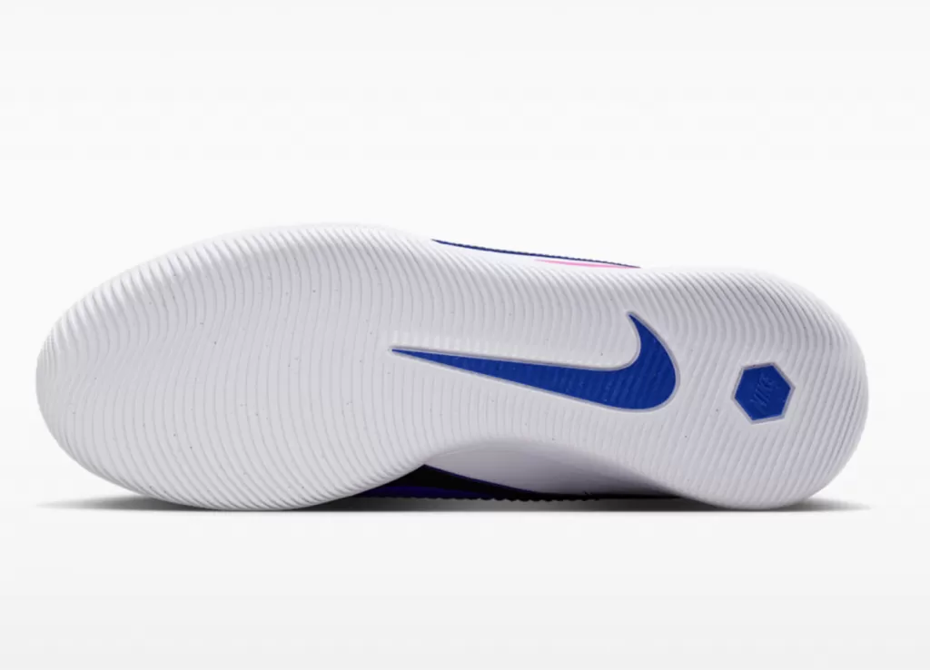 Футзалки Nike Phantom 6 Low Academy Indoor