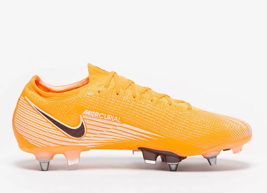 Бутсы профессиональные Nike Mercurial Vapor 13 Elite SG-Pro