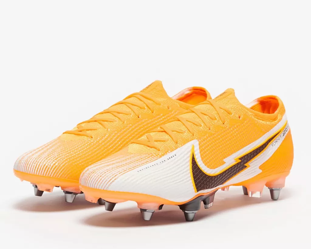 Бутсы профессиональные Nike Mercurial Vapor 13 Elite SG-Pro