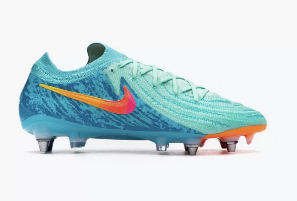 Бутсы профессиональные Nike Phantom GX II LV8 Elite SG-PRO