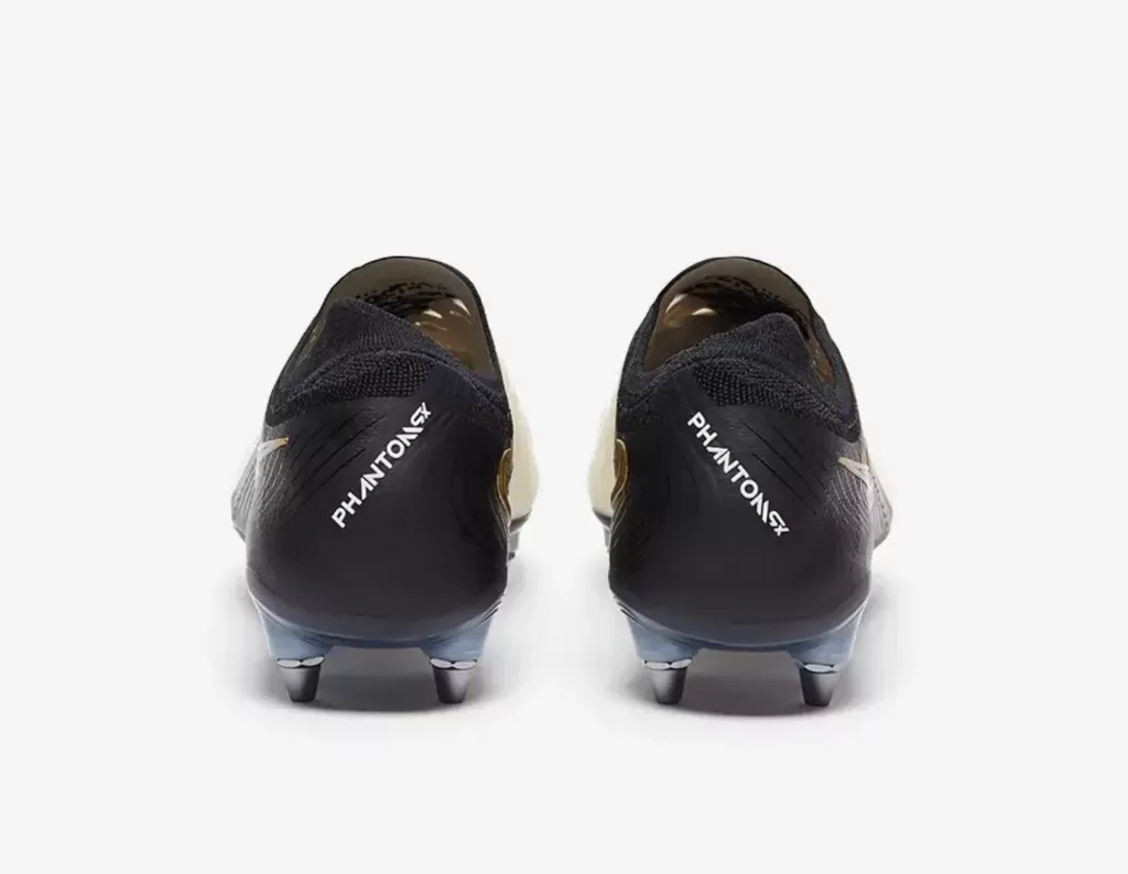 Бутсы профессиональные Nike Phantom GX II Elite SG-PRO