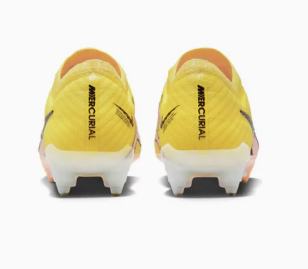 Бутсы профессиональные Nike Mercurial Vapor 15 Elite AC SG
