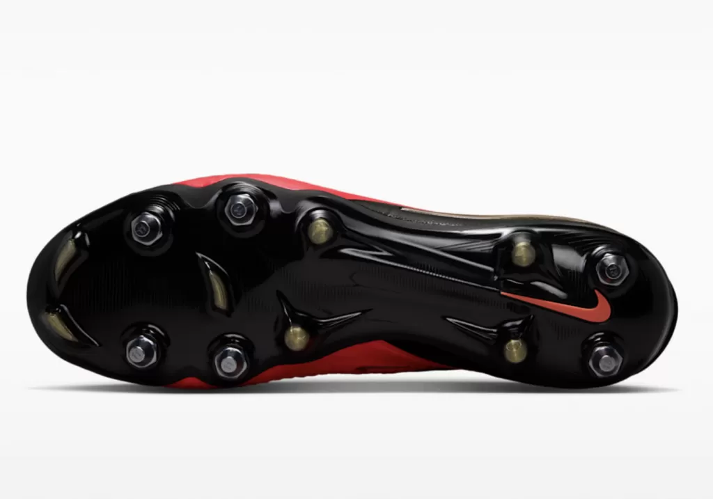Бутсы профессиональные Nike Phantom 6 Low Elite SG-PRO