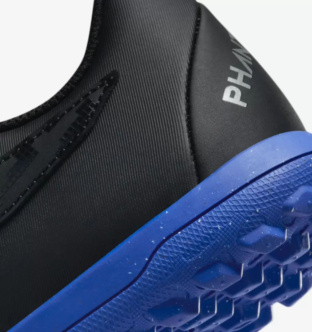 Шиповки Nike Phantom GX Club TF