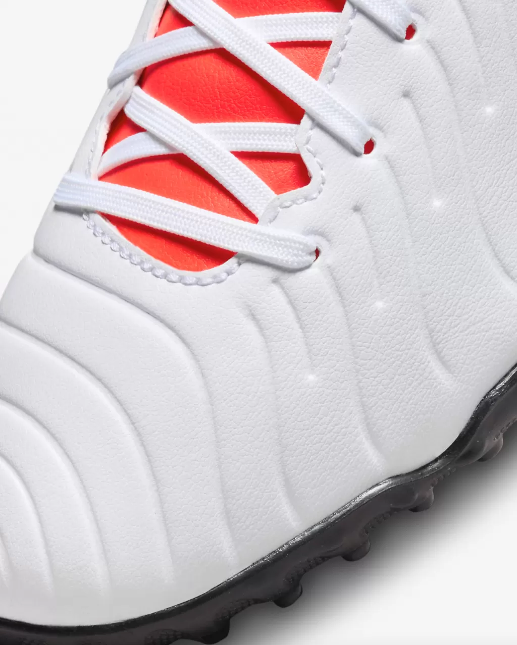 Шиповки Nike Tiempo Legend 10 Club TF