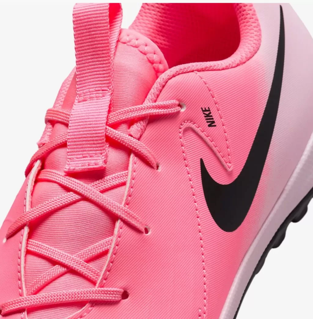 Шиповки Nike Phantom GX 2 Academy TF