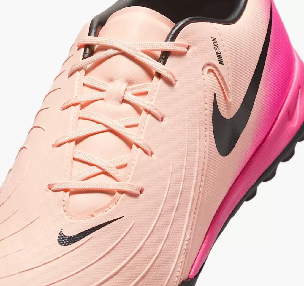 Шиповки Nike Phantom GX 2 Academy TF